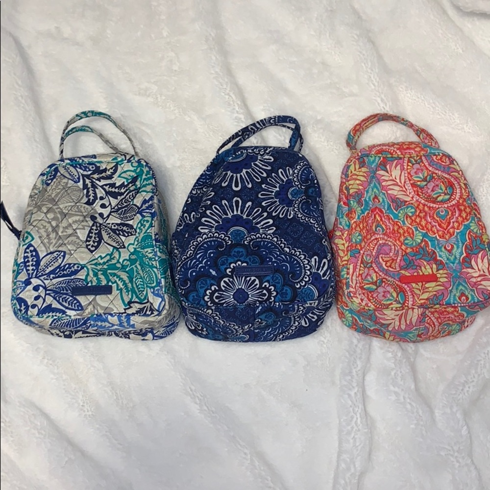 VERA BRADLEY lunch bags
